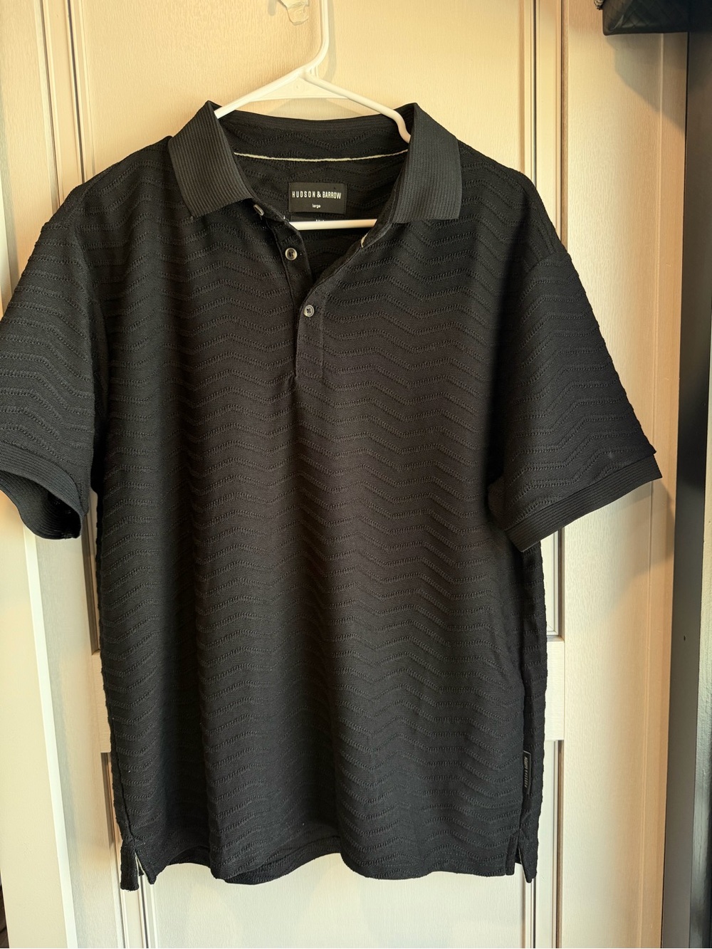 Hudson & Brown Men's Textured Black Polo